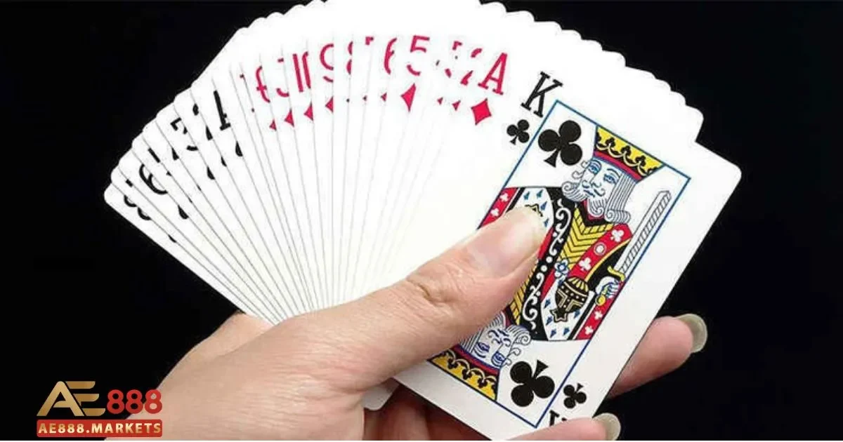 Bài Tá Lả AE888: Trải Nghiệm Tựa Game Tư Duy Đầy Hấp Dẫn 4 Dự Đoán Hành Động Của Đối Thủ