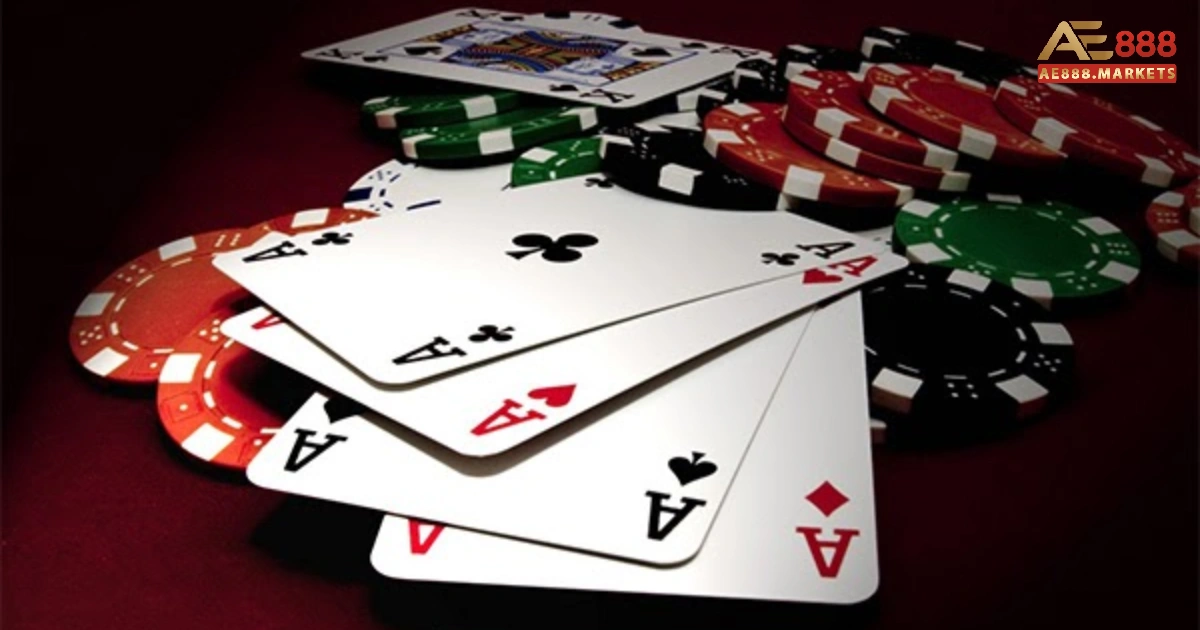 Các Thế Bài Tiến Lên Thường Gặp Khi Chơi Tại AE888 3 Tứ quý là bộ bài được coi là “vua” trong Tiến Lên