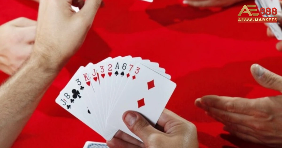 Chiến Thuật Đánh Tiến Lên Hiệu Quả Tại AE888 – Từ Cơ Bản Đến Nâng Cao 2 Chiến thuật đánh Tiến Lên là một trong những yếu tố quyết định giúp người chơi có thể giành chiến thắng